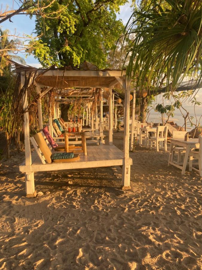 Gili Air Santay Bungalows Exterior photo